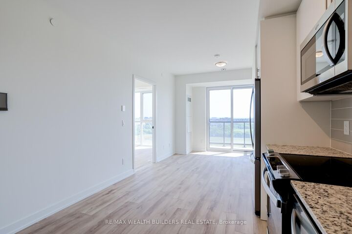 Property Photo:  335 Wheat Boom Drive 813  ON L6H 7C2 