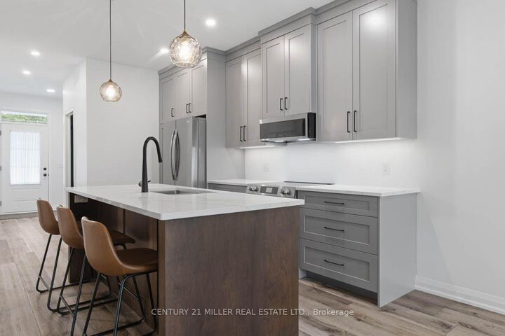 Property Photo:  362 Wellington Street E  ON N0G 2L4 