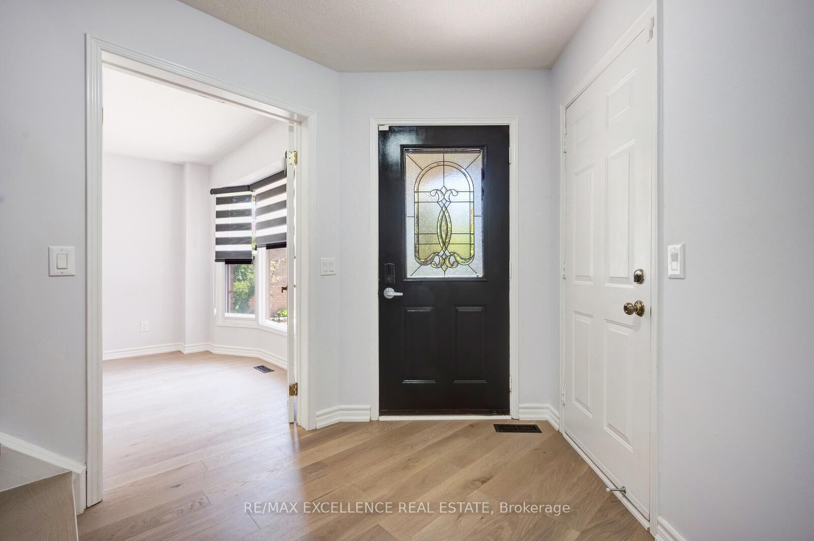 Property Photo:  15 Nymark Place  ON L6S 5T5 