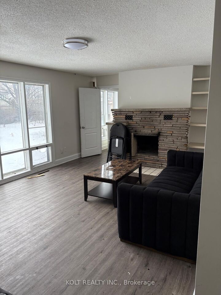 Property Photo: 12084 Hurontario Street ON L7A 1E6
