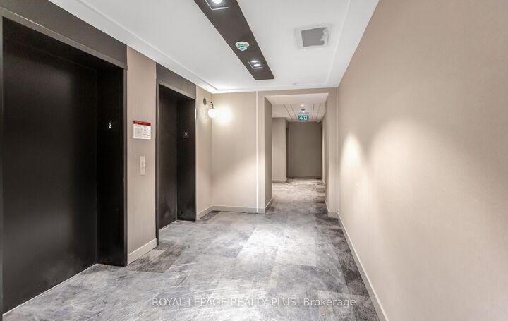 Property Photo:  760 Whitlock Avenue 303  ON L9E 2B3 