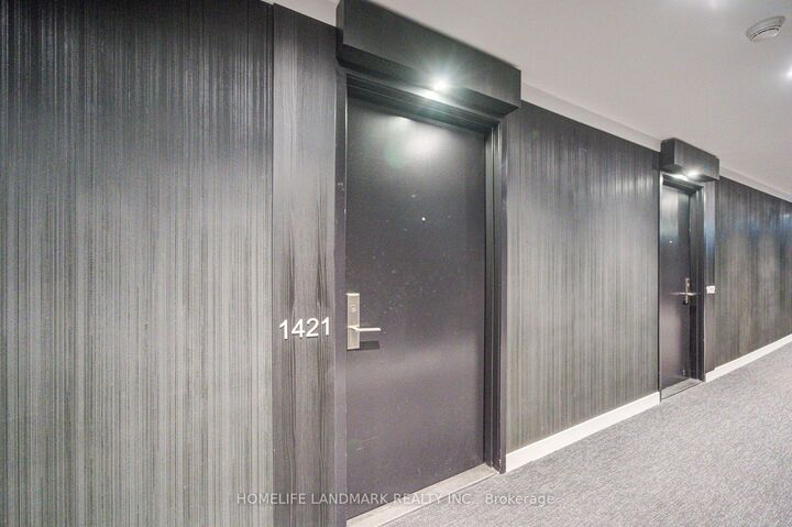 Photo de la propriété:  20 Edward Street 1421  ON M5G 1C9 