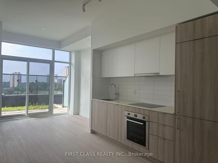 Photo de la propriété:  15 David Salomon Drive 703  ON M3C 1E7 