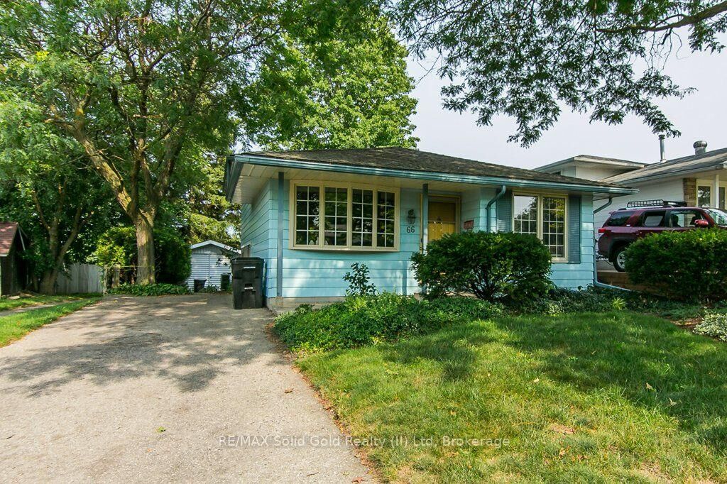 Property Photo:  66 Shea Crescent  ON N2E 1E8 
