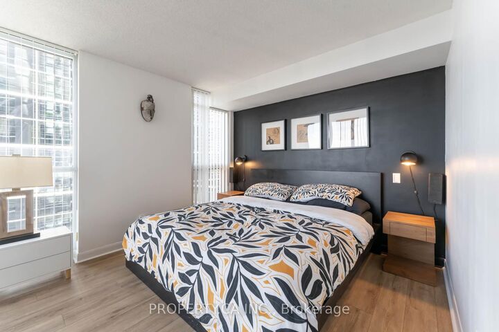 Photo de la propriété:  4978 Yonge Street 1609  ON M2N 7G8 