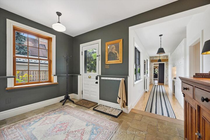 Property Photo: 275 Geddes Street ON N0B 1S0