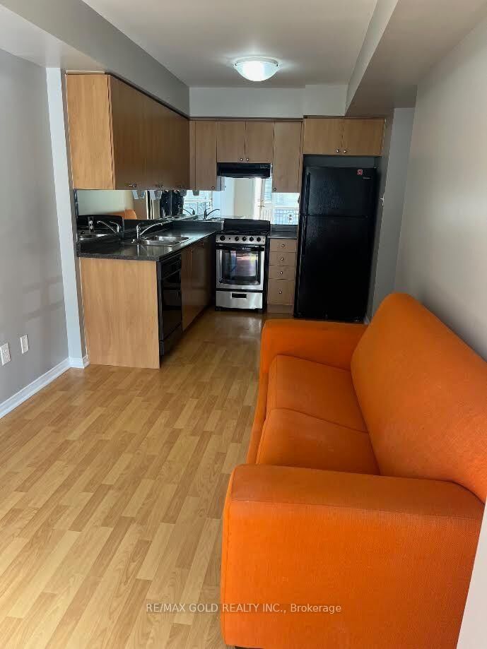 Property Photo:  4975 Southampton Drive 143  ON L5M 8C8 