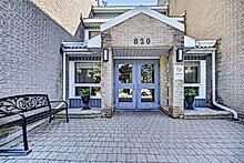 Property Photo:  820 Laurier Boulevard N 201  ON K6V 2P7 
