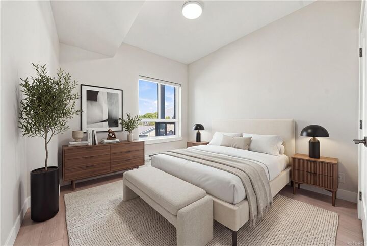 Property Photo:  171 Jensen Ave W #301  BC V9P 1K3 