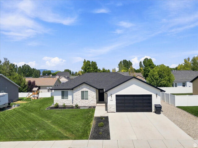 Property Photo: 625 E 100 S UT 84627