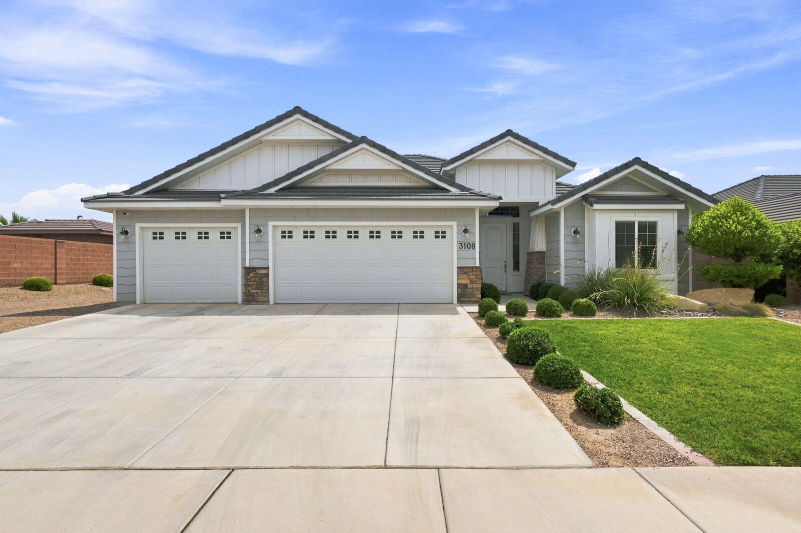 Property Photo:  3108 E 3230 S  UT 84790 