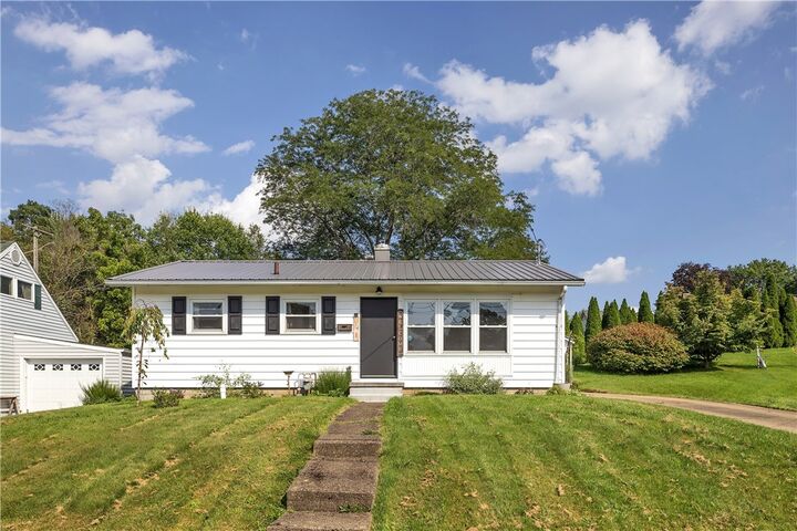 Property Photo: 114 Winfield Dr Lot 128 PA 16127