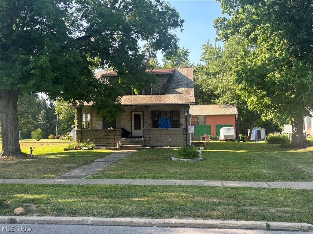 Property Photo: 284 W Main Street OH 44003