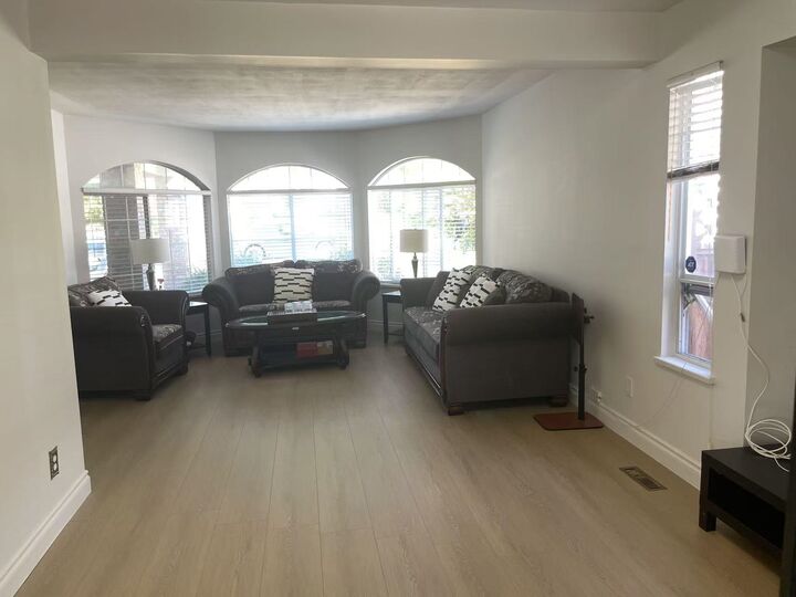 Property Photo: 15482 112 Avenue BC V3R 6H1