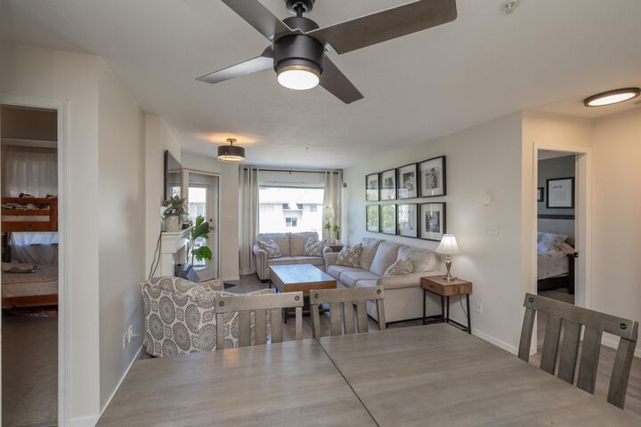 Property Photo: 33668 King Road 402 BC V2S 7P8