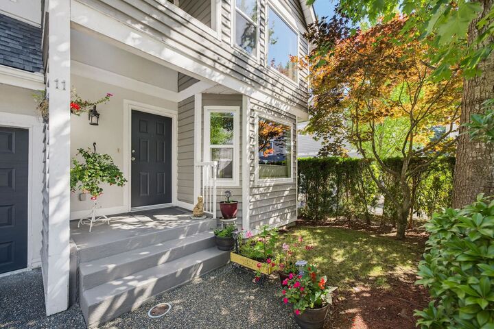 Property Photo: 1135 Lansdowne Drive 11 BC V3B 7K6