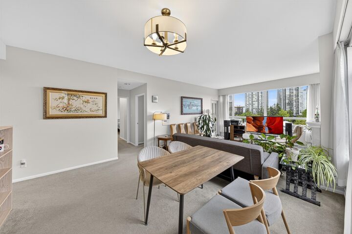 Property Photo: 6521 Bonsor Avenue 602 BC V5H 4N3