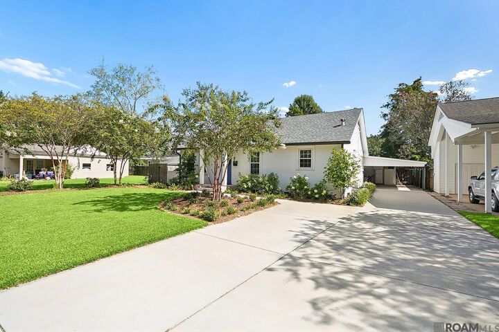 Property Photo:  4239 Sweetbriar St  LA 70808 