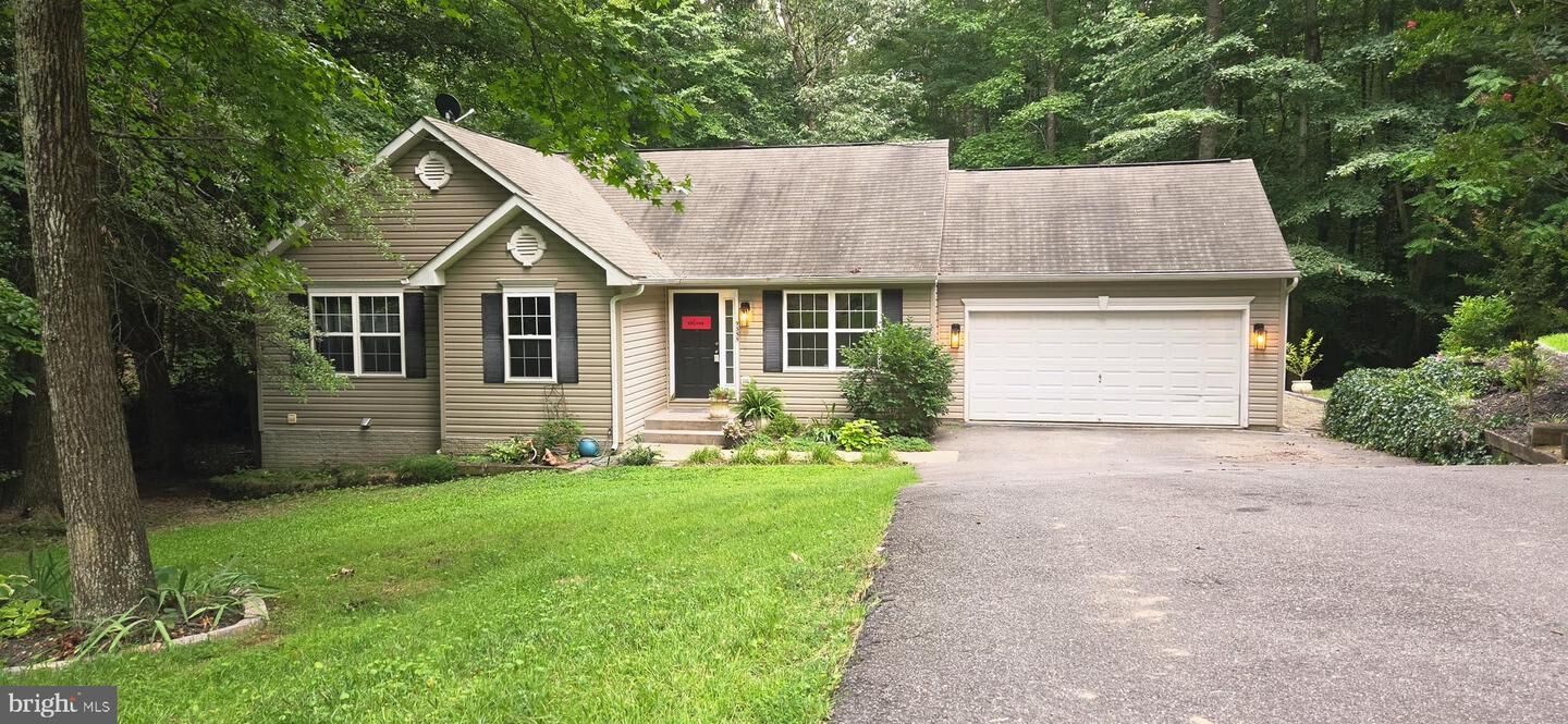 Property Photo: 9355 Inaugural Drive VA 22485