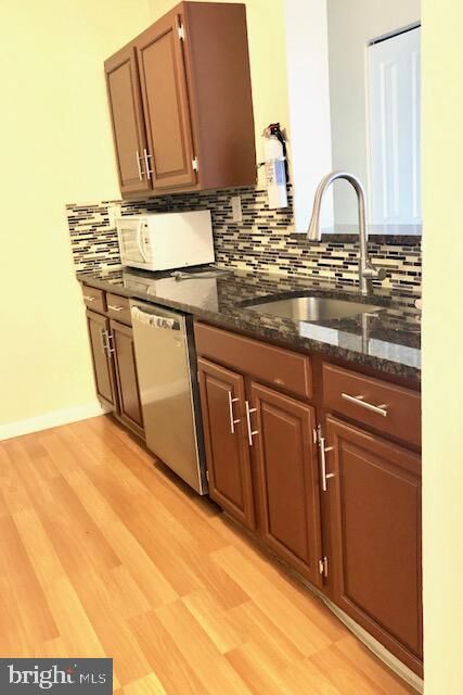 Property Photo:  513 Aspen Drive  NJ 08536 