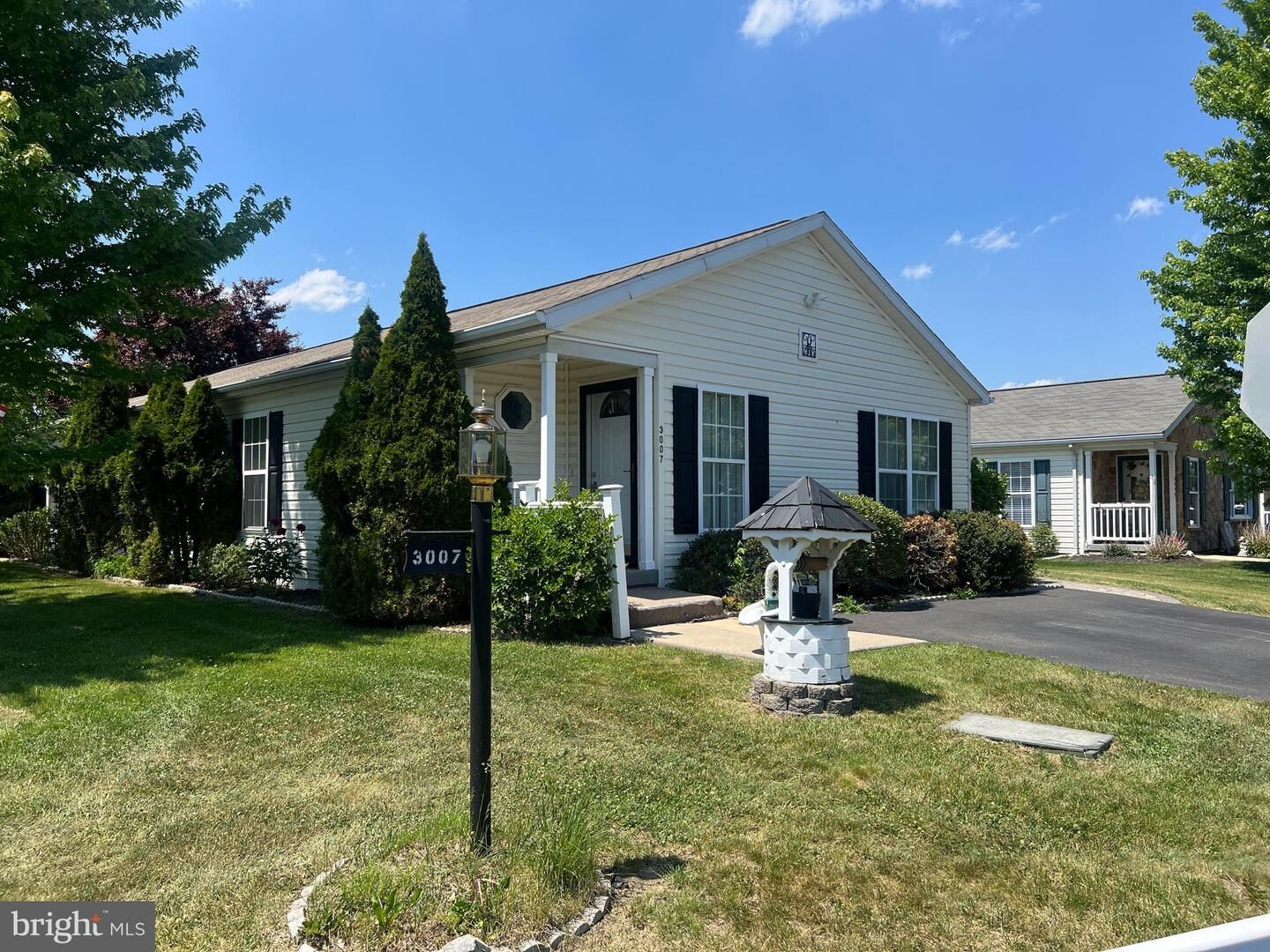 Property Photo:  3007 Inkberry Cir N  PA 19454 