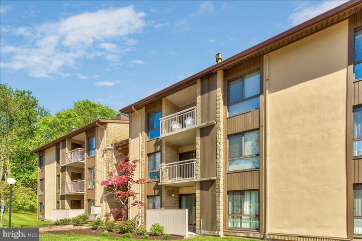 Property Photo: 5915 Tamar Drive 12 MD 21045