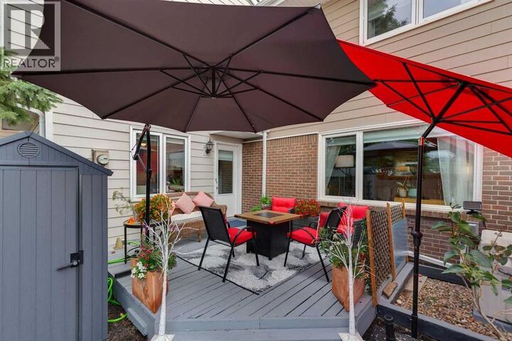Property Photo:  3620 51 Street Southwest  AB T3E 6N7 