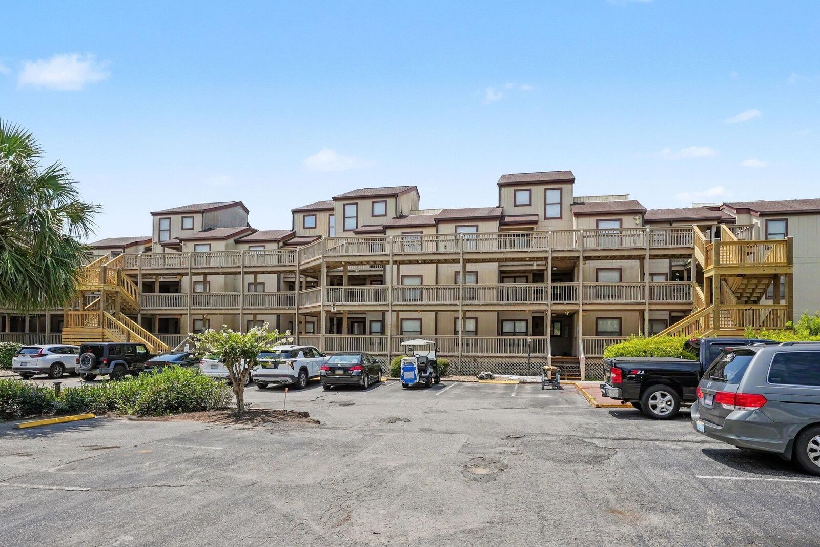 Property Photo: 501 Maison Dr. E18 SC 29572