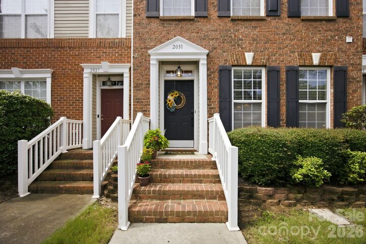 Property Photo: 2031 Cambridge Beltway Drive NC 28273