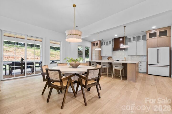 Property Photo:  2670 Charleston Court  NC 28610 