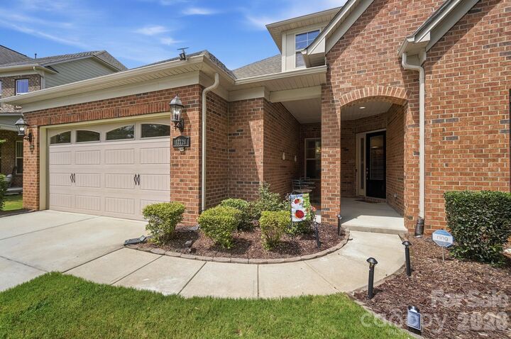 Property Photo:  12726 Rusty Blackbird Way  NC 28278 