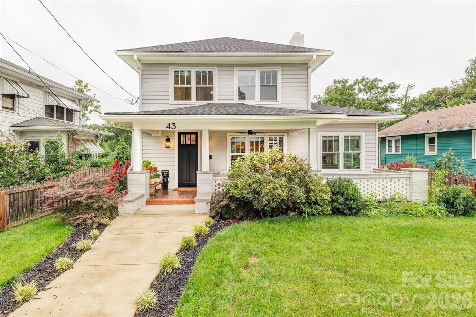Property Photo:  43 Walton Street  NC 28801 
