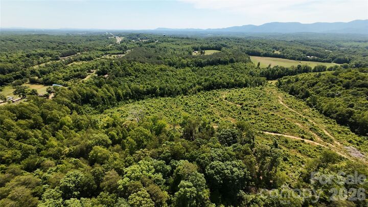 Property Photo:  3469 Jamestown Road  NC 28655 