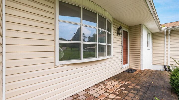 Property Photo: 300 Eastlawn Circle OH 43701