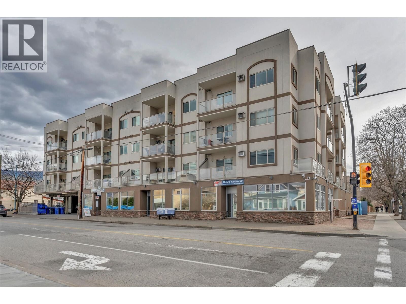 Property Photo:  196 Wade Avenue West 306  BC V2A 1T6 