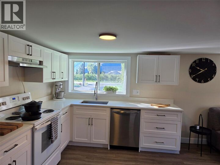 Property Photo: 2548 Upper Bench Road BC V0X 1N4