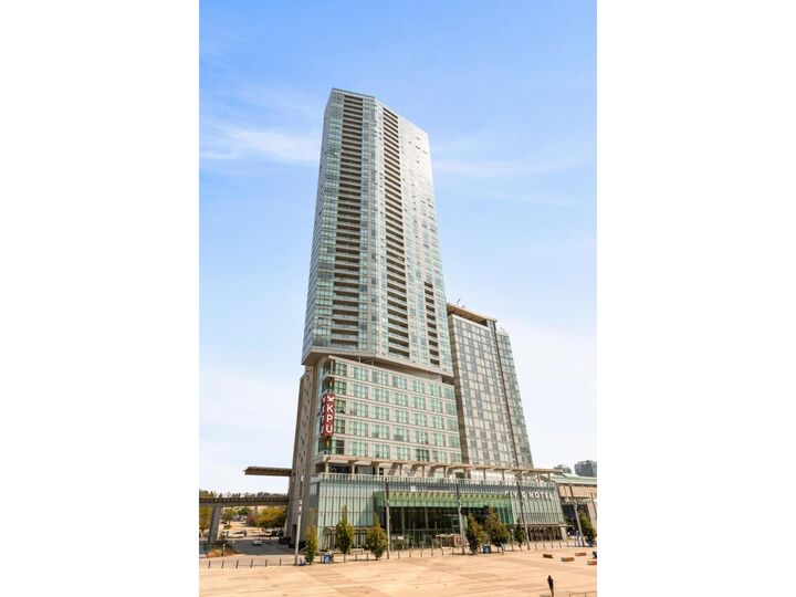 Property Photo: 13495 Central Avenue 3701 BC V3T 0K2