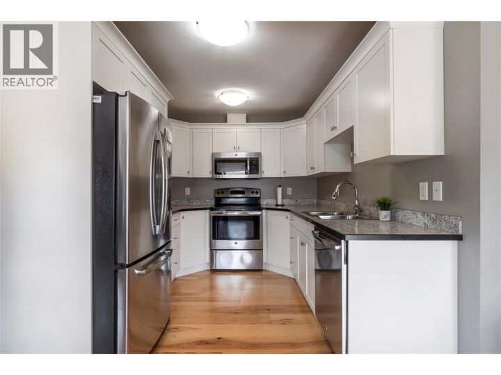 Property Photo: 1449 1 Avenue Northeast 404 BC V1E 0C4