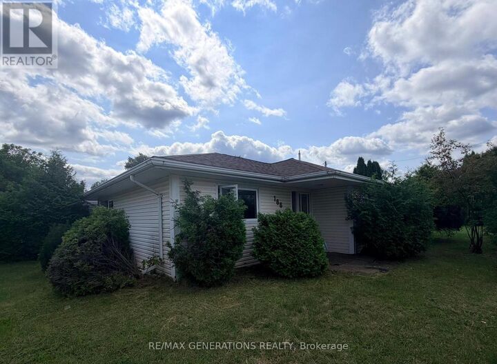 166 Willow Road — photo 1