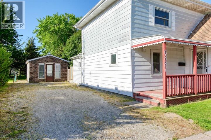 Property Photo:  6887 Tecumseh  ON N0R 1N0 