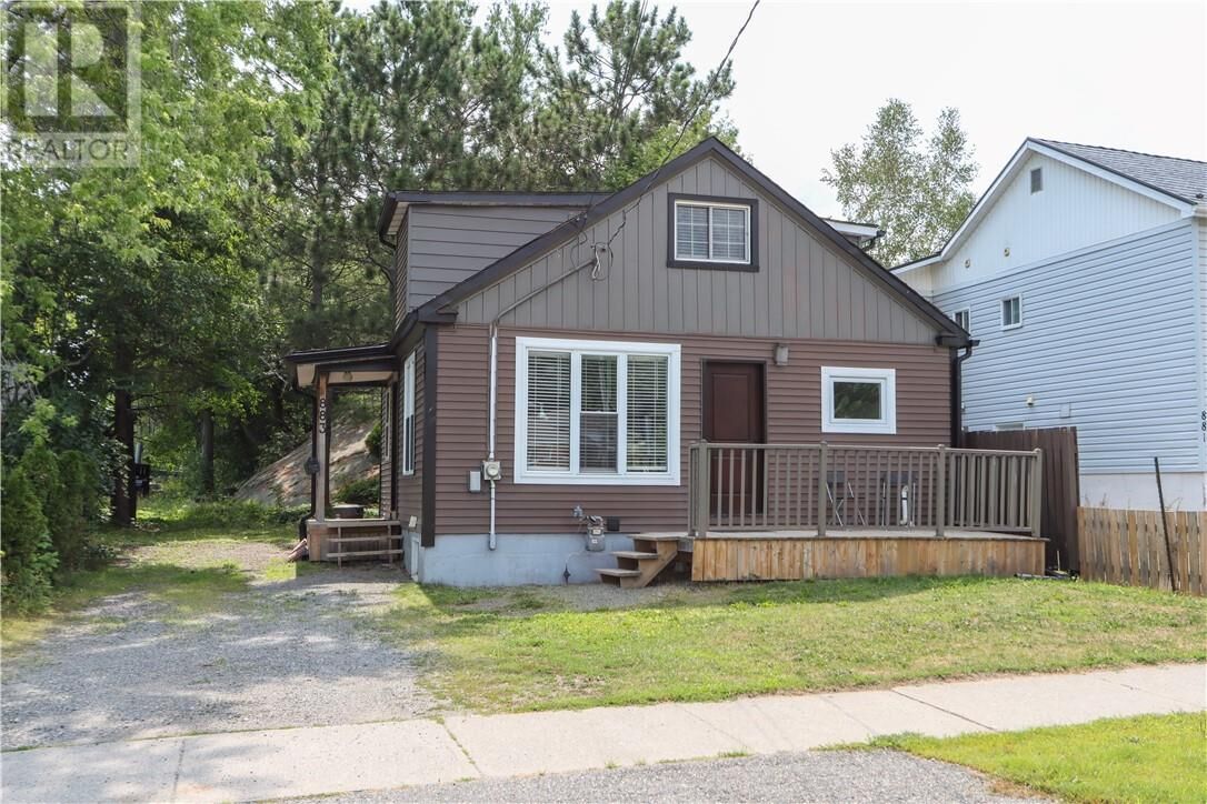 Property Photo:  883 Howey Drive  ON P3B 1H3 