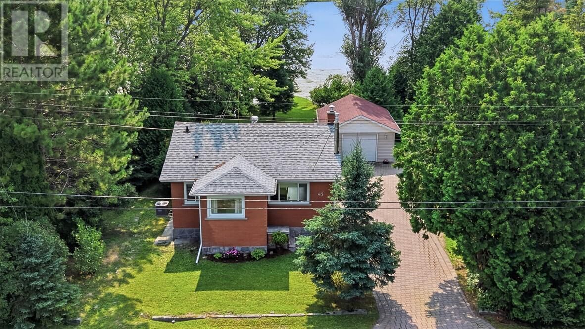 Property Photo: 45 Simon Lake Drive ON P0M 2M0