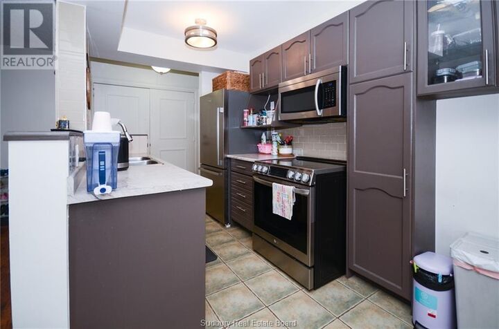 Property Photo:  851 Queenston Road Unit# 601  ON L8G 1B4 