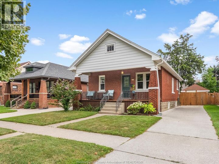 Property Photo:  2220 Lincoln Road  ON N8W 2R2 