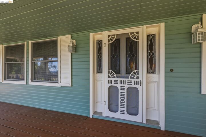 Property Photo: 17732 Saddle Dr CA 95379