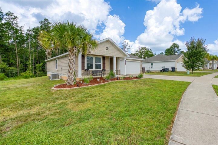Property Photo:  520 Whispering Creek Avenue  FL 32439 