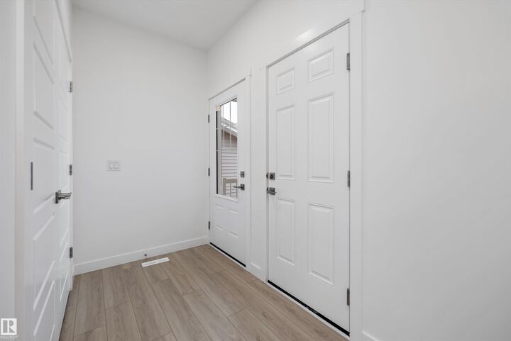 Property Photo: 921 19 Avenue NW AB T6T 2X4