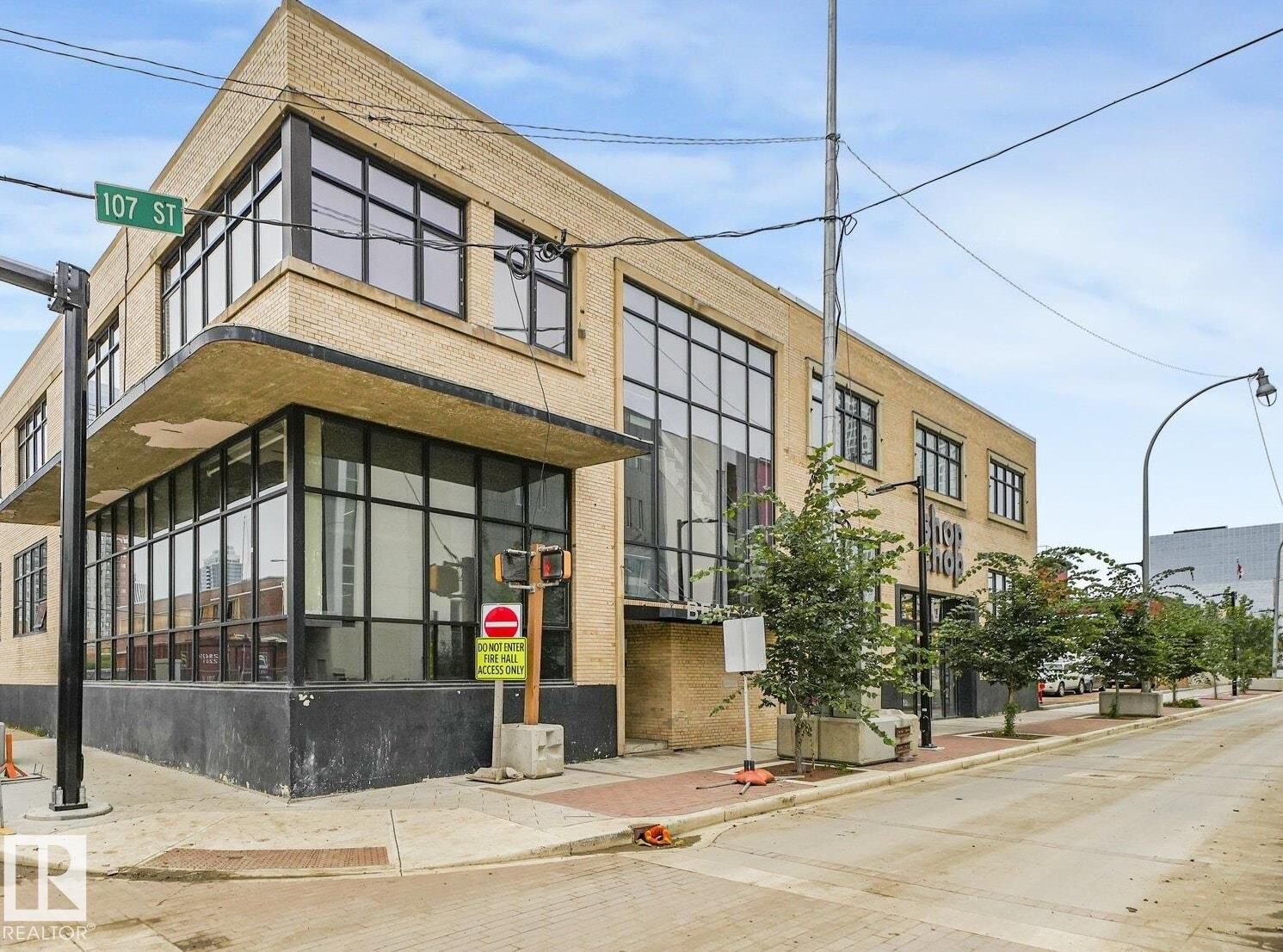 Property Photo:  10265 107 Street NW 206  AB T5J 5G2 