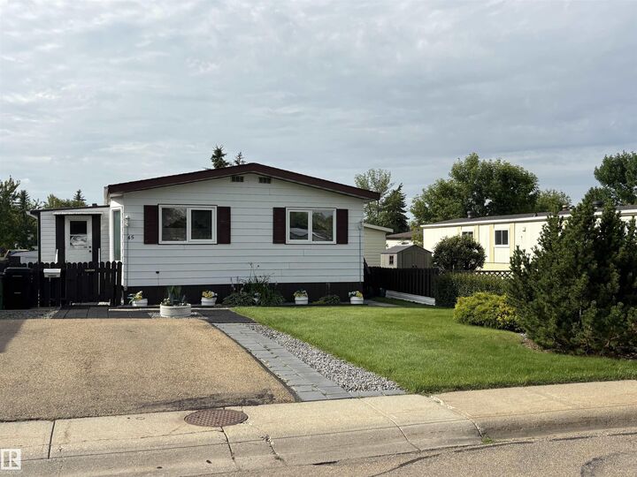 45 Oak Ridge Drive NW — photo 1