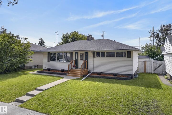 Property Photo: 8715 64 Avenue NW AB T6E 0H4